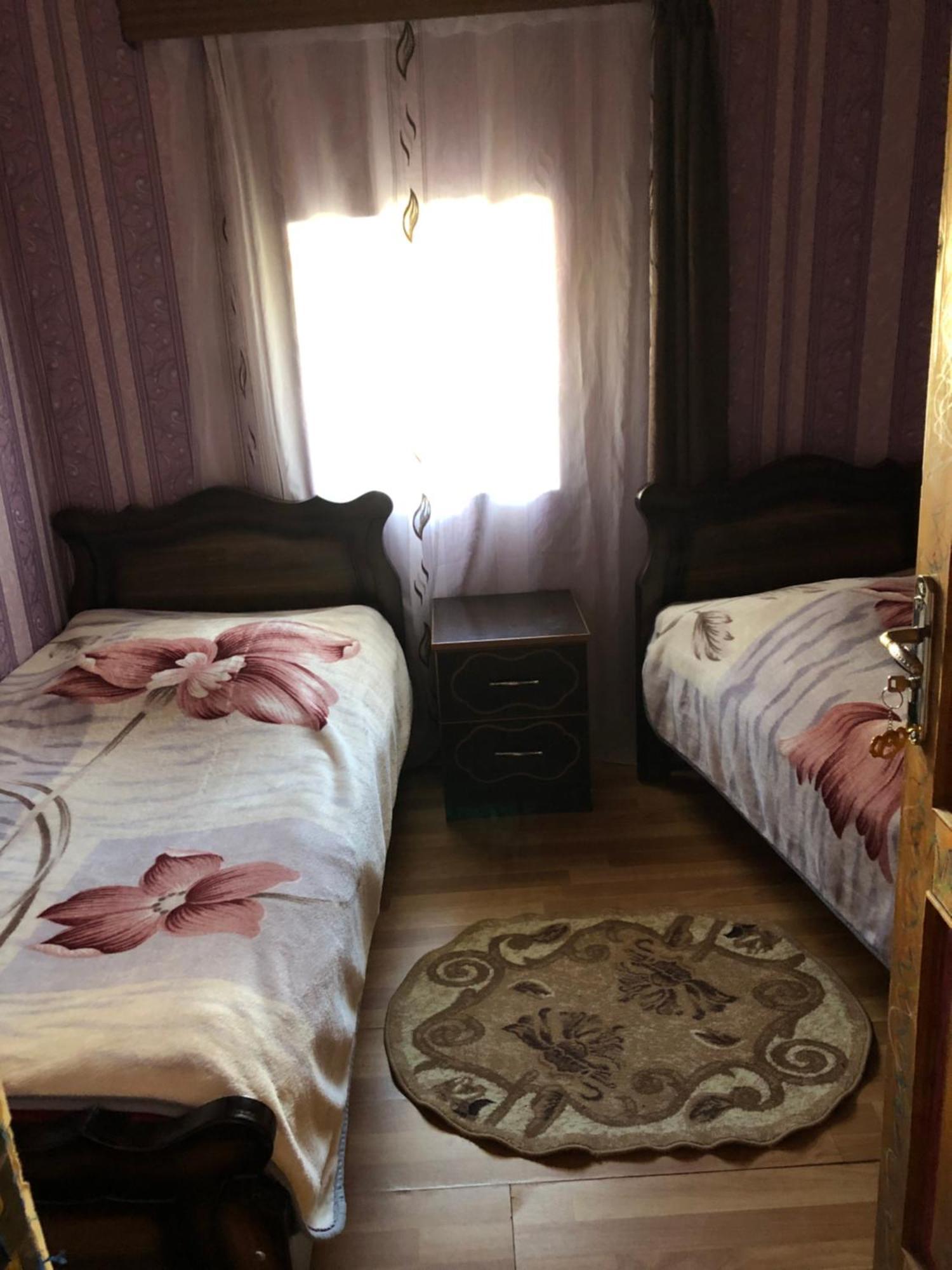 Old House Hotel Usguli Kültér fotó