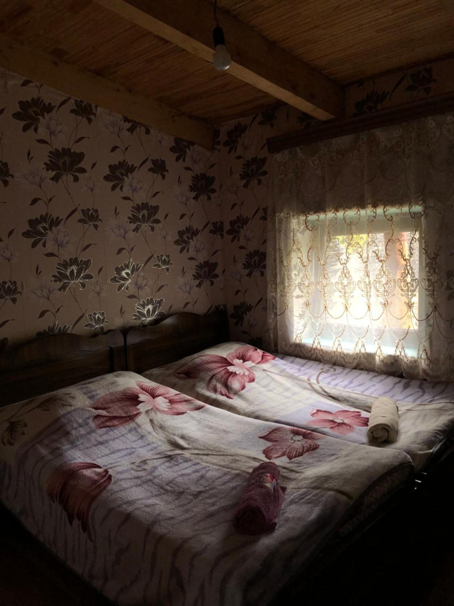Old House Hotel Usguli Kültér fotó
